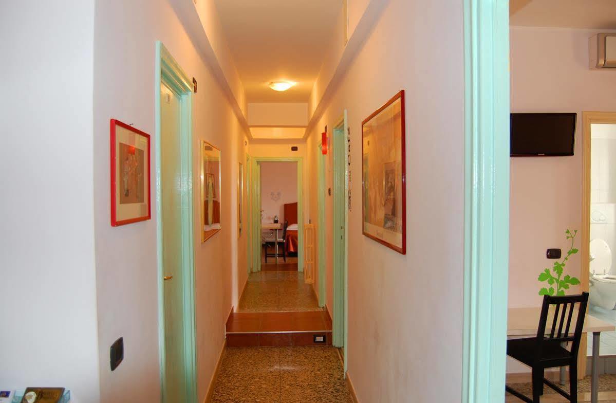 Colosseo Suite Apartment Roma Eksteriør bilde
